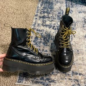 Jadon Maxx Dr. Martens size 7